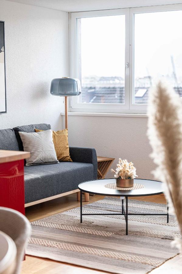 Modern 3Bdr Duplex With Skyroof In Trendy Zurich West Apartment ภายนอก รูปภาพ
