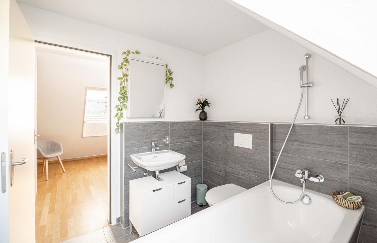 Modern 3Bdr Duplex With Skyroof In Trendy Zurich West Apartment ภายนอก รูปภาพ